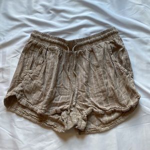 Charlotte Russe striped shorts size large
